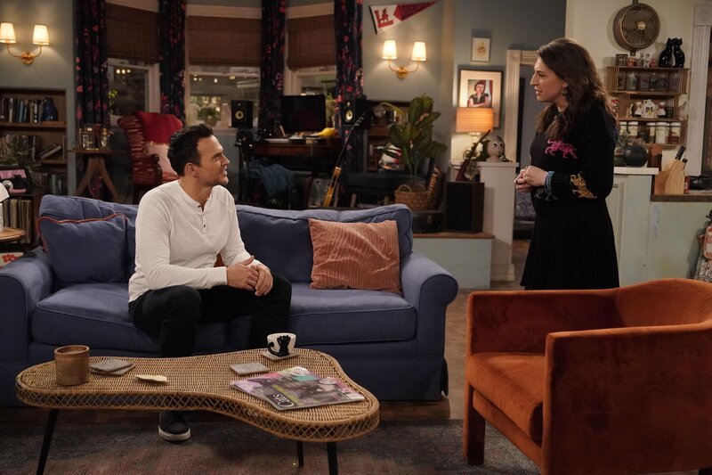 Max; Kat – Bild: Warner Bros. Entertainment Inc. & Fox Media LLC