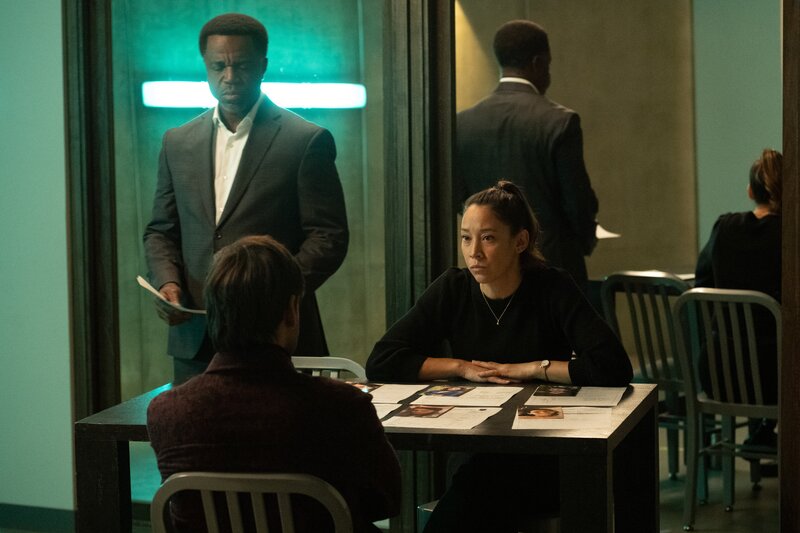 Sup. Joseph Donovan (Kevin Hanchard, l.), Sarah Troung (Mayko Nguyen,r.) – Bild: Vaida Nairn