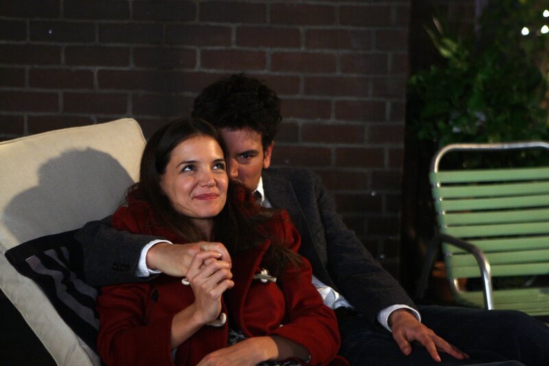 Naomi (Katie Holmes) und Ted (Josh Radnor) – Bild: Comedy Central