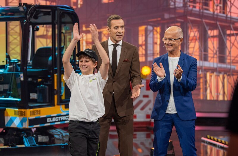 Julian (13), Kai Pflaume und Christoph Maria Herbst (v.l.) – Bild: NDR/​Thorsten Jander