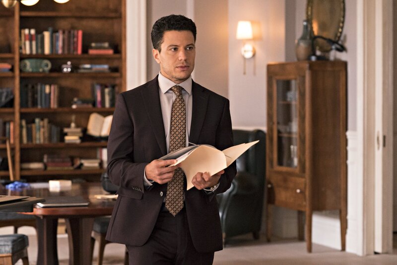 Detective Eric Castillo (Ramses Jimenez) – Bild: 2020 NBCUniversal Media, LLC /​ Barbara Nitke Lizenzbild frei