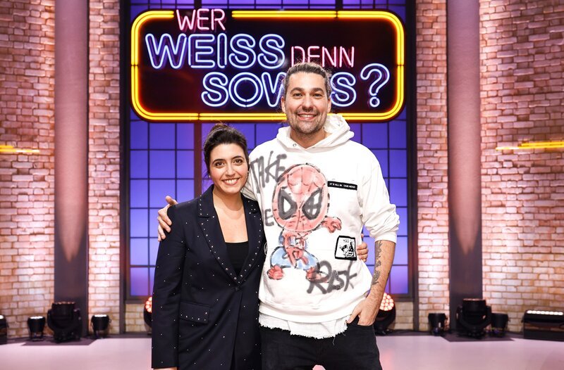 Die Kandidat:innen dieser Sendung: Die deutsch-italienische Pianistin Sophie Pacini (l.) und der Geiger David Garrett (r.). – Bild: ARD/​NDR/​UFA SHOW & FACTUAL/​Morris Mac Matzen