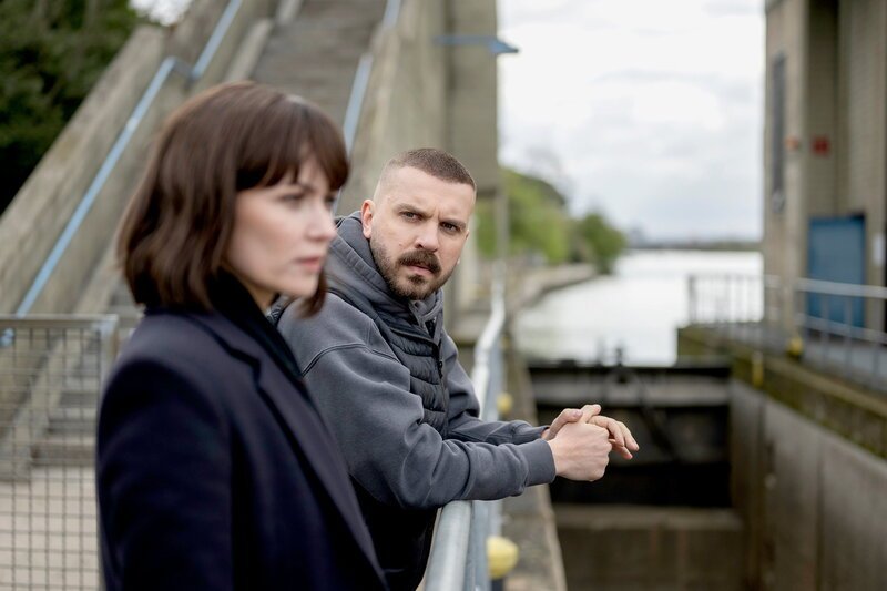 Tatort
Licht
Melika Foroutan als Maryam Azadi, Edin Hasanovic als Hamza Kulina
SRF/​HR/​Sommerhaus/​Tatiana Vdovenko – Bild: SRF1