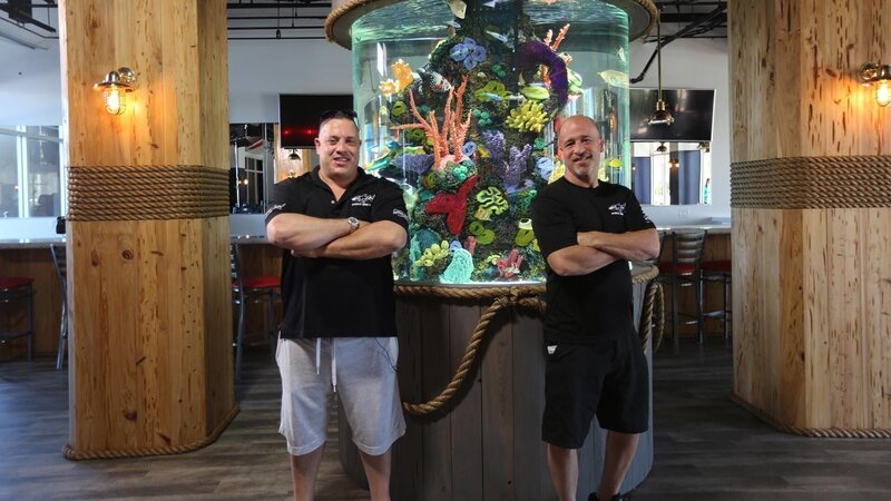 Another successful install for the guys of ATM! – Bild: Animal Planet /​ Discovery Communications
