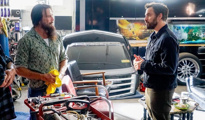 (v.li.): Ryan Babcock (Michael Wesley), Jake Johnson (Grey McConnell). – Bild: ORF/​Disney/​ABC/​Kelsey McNeal