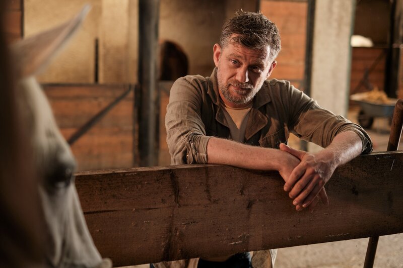 Nikolai Falk (Andreas Guenther) – Bild: Philipp Brozsek /​ ORF /​ Mona Film