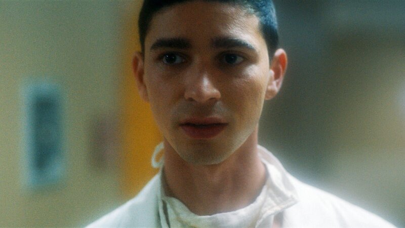 Theo Graves (Isaac Powell) – Bild: 2022 20TH TELEVISION. All Rights Reserved.  Lizenzbild frei