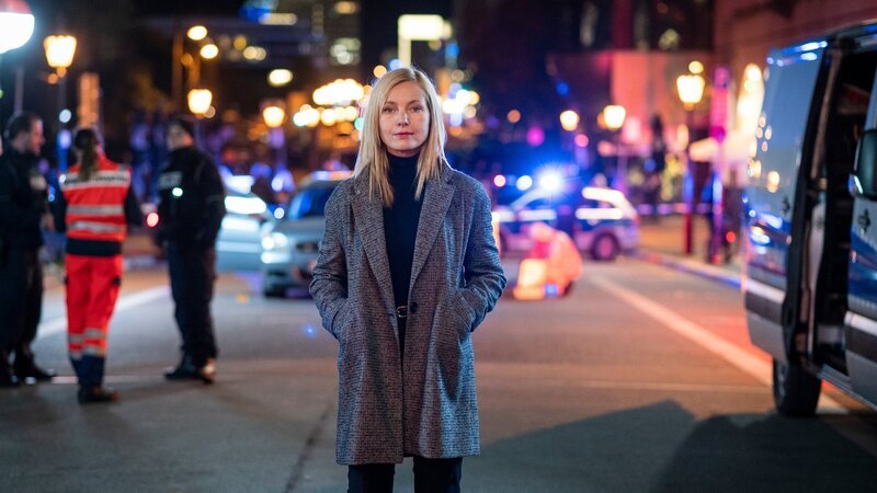 Judith Schrader (Nadja Uhl) ermittelt als Staatsanwältin im Bereich der Organisierten Kriminalität. – Bild: ZDF und Christoph Assmann