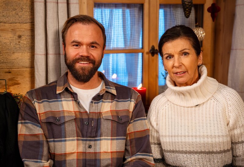 Markus Schairer (Snowboardcross-Weltmeister 2009), Anita Wachter (Olympiasiegerin 1988). – Bild: ORF/​ORF-Vorarlberg/​Markus Ziegler