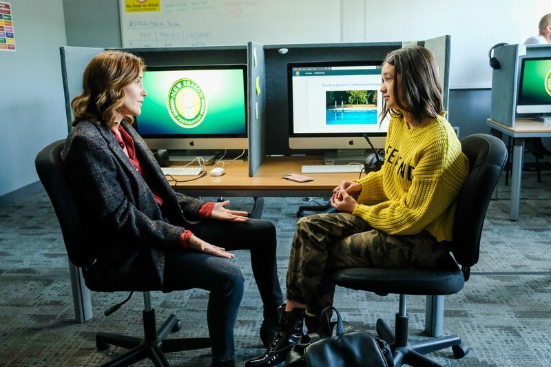 Cobie Smulders (Dex Parios), Peyton Elizabeth Lee (Alyssa Frank). – Bild: ORF/​Disney/​ABC/​Jessica Brooks