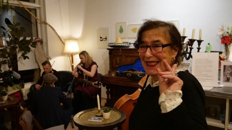 Uschi Kriese im „La Bohéme“. – Bild: rbb/​Valentina Repetto