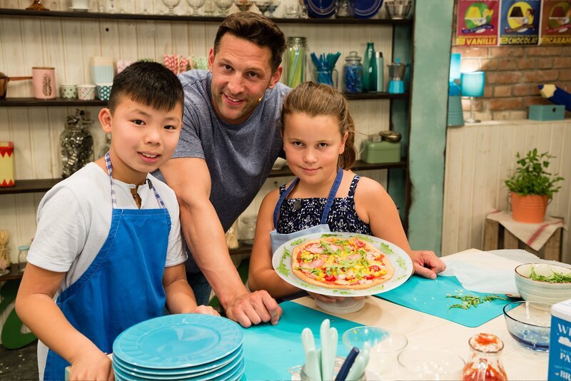 Schmecken die Koch-Kids die einzelnen Zutaten aus den Gerichten der anderen Teams heraus? Das ist diesmal eine ganz besonders schwierige Aufgabe. – Bild: ZDF/​Rene Rothkopf