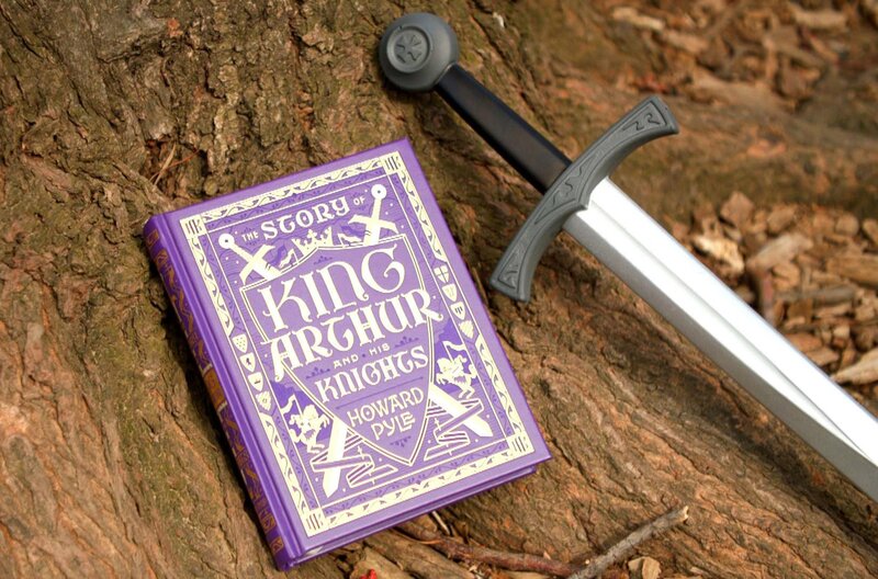 Ende des 19. Jahrhunderts erlebt die Artus-Sage im Osten der Vereinigten Staaten zwischen Mythos und freien Interpretationen eine Renaissance. – Bild: ARTE F /​ Elephant Doc