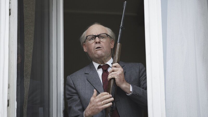 Max Giermann als Erich Honecker. – Bild: ZDF und Kristof Galgoczi Nemeth
