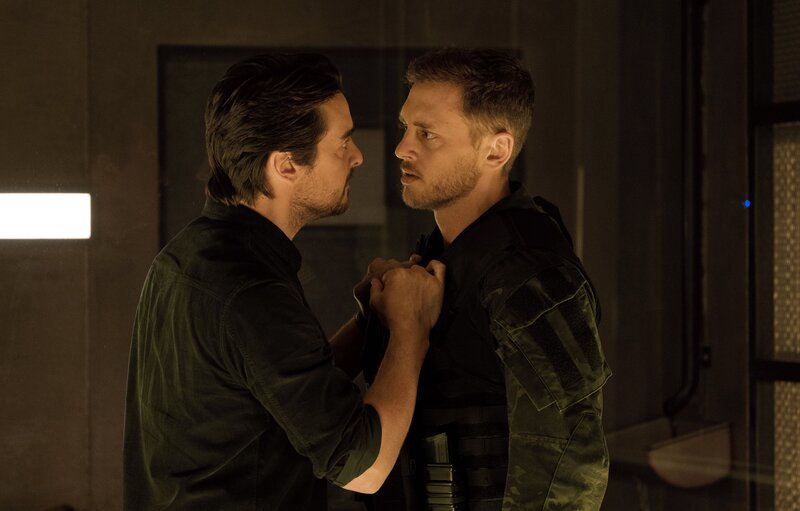 Clark Richards (Vincent Piazza, l.); Randy Paulson (Adam Aalderks, r.) – Bild: Fox and its related entities