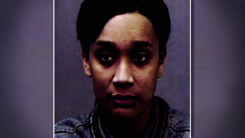 Als die Männer, die zuvor der jungen Keanna Barnes in Not geholfen haben, tot aufgefunden werden, beginnen die Behörden zu ermitteln! – Bild: SUPER RTL