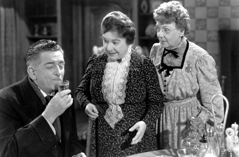 Arsen und Spitzenhäubchen – Bild: Warner Bros.