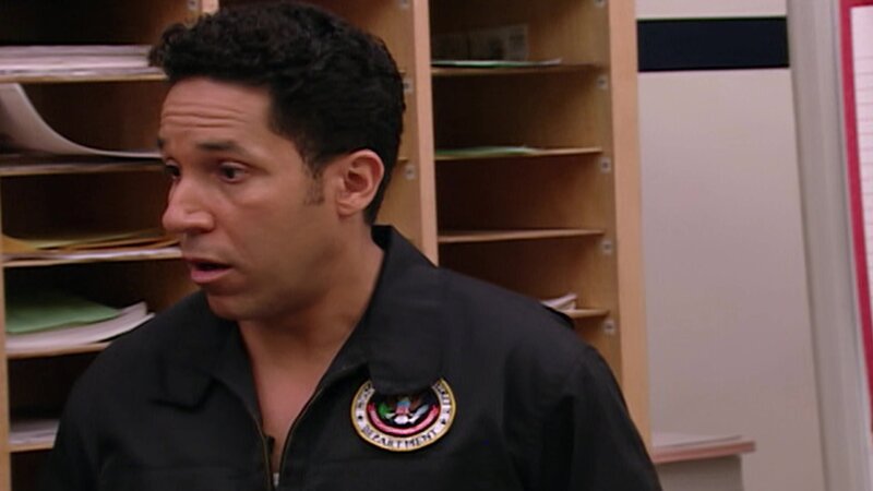 Captain Dwayne Hernandez (Oscar Nuñez) – Bild: ViacomCBS