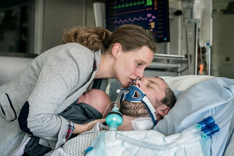 Julia Köllmann (Picco von Groote, l.); Karsten Köllmann (Jörg Malchow, r.) – Bild: ZDF /​ Uwe Frauendorf