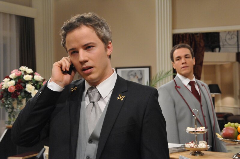 Martin (David Paryla, l.); Xaver (Jan van Weyde, r.) – Bild: Ann Paur