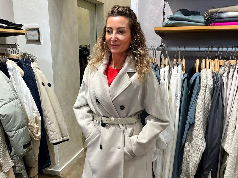 Kandidatin Sara. Die Verwendung des sendungsbezogenen Materials ist nur mit dem Hinweis und Verlinkung auf RTL+ gestattet. – Bild: RTL /​ Constantin Ent.