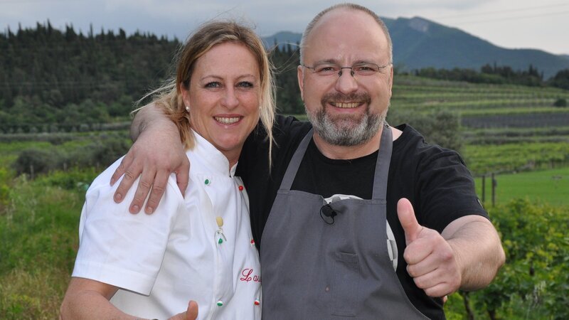 Christian Lohse und Laura Carraro. – Bild: ZDF
