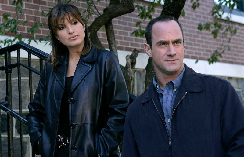 Mariska Hargitay als Det. Olivia Benson , Christopher Meloni als Det. Elliot Stabler – Bild: RTLup