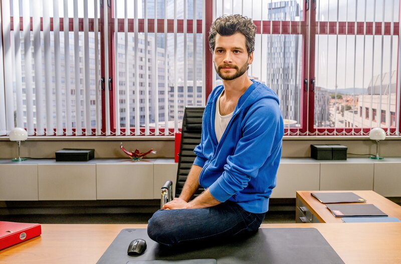 Aaron Karl (Lukas). – Bild: WDR/​ORF/​Stefanie Leo