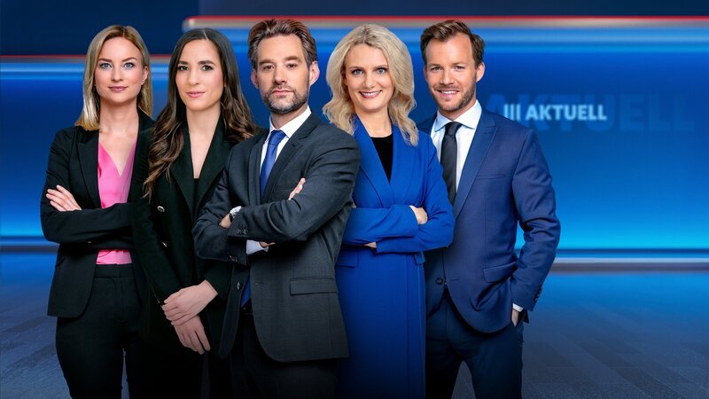 Raffaela Singer, Theresa Kulovits, Reiner Reitsamer, Christine Mayer-Bohusch, Philipp Maiwald. – Bild: ORF/​ORF III