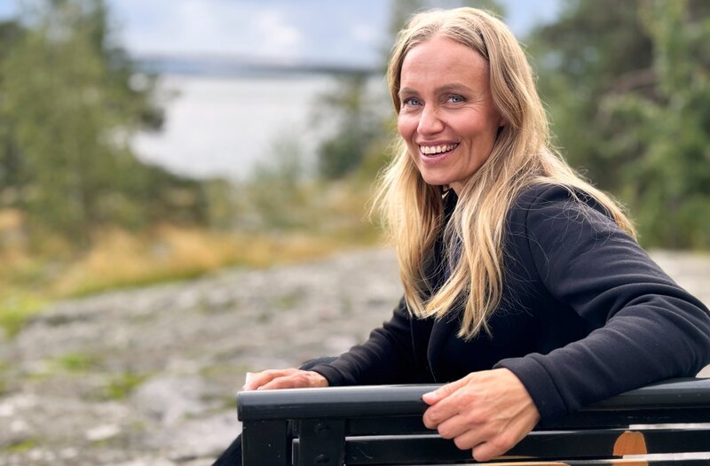 Host Meri Koivisto. Weiteres Bildmaterial finden Sie unter www.br-foto.de. – Bild: BR/​Marcus Marschall