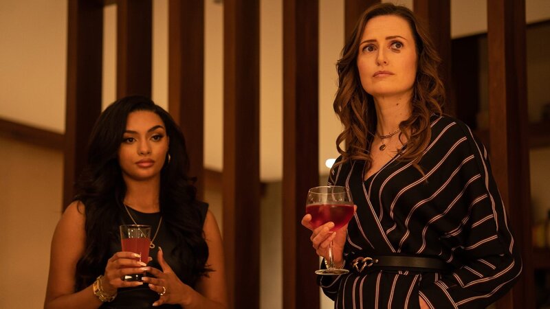 Bild: KIN SERIES HOLDING UK LTD AND HEADLINE PICTURES (KIN) LIMITED