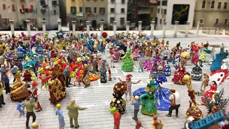 Karneval Figuren – Bild: TVNOW /​ SPIEGEL TV