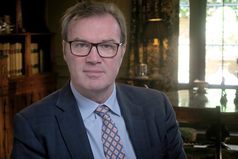 Andrew Morton – Bild: ORF/​BBC/​Raw TV Ltd /​ Cable News Network, Inc.