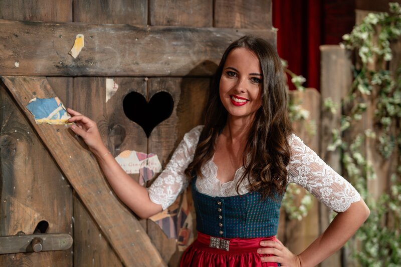 Karin Obermaier. – Bild: Jan Saurer /​ BR