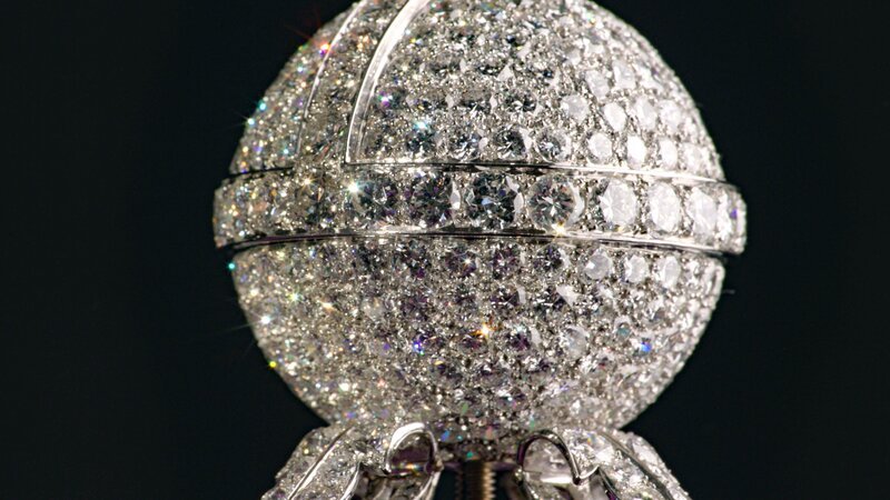 Die britischen Kronjuwelen – Bild: Fremantle