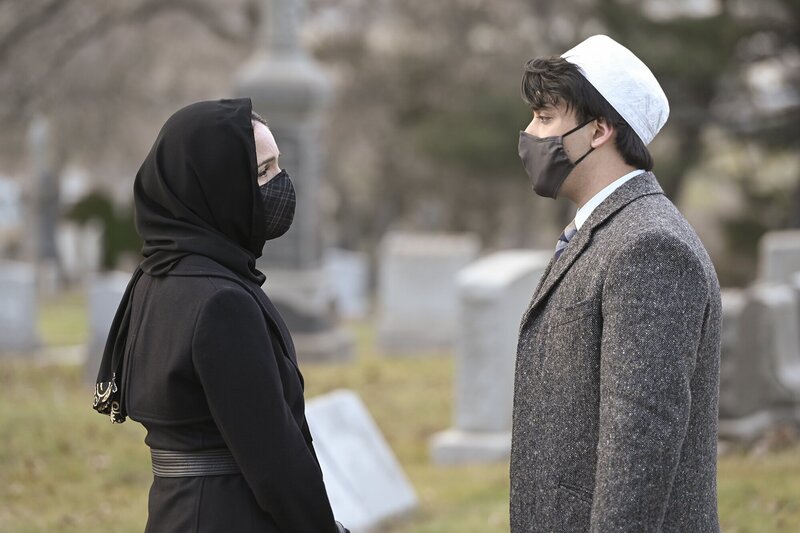 Isabella „Izzy“ Colon (Yara Martinez, l.) – Bild: David M. Russell