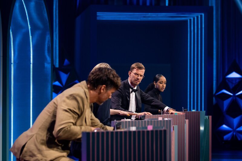 (v.l.n.r.) Florian David Fitz; Joko Winterscheidt; Judith – Bild: ProSieben/​Florida TV /​ Julian Mathieu Eigenproduktionsbild frei