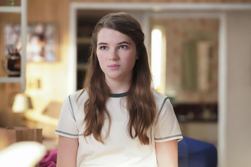 Raegan Revord (Missy Cooper). – Bild: Warner Bros. Entertainment Inc. /​ Bill Inoshita