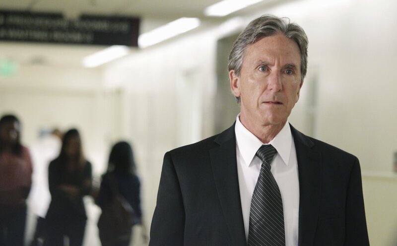 Als Jim Beckett (Scott Paulin) vom Mordanschlag auf seine Tochter erfährt, ist er zutiefst geschockt … – Bild: American Broadcasting Companies, Inc.