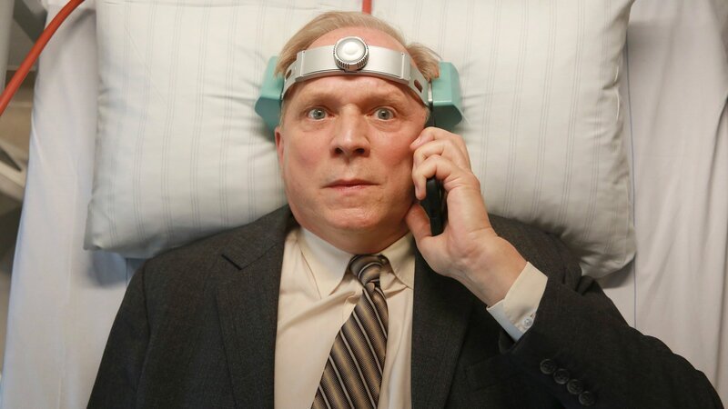 Kommissar Murot unterzieht sich einer neuartigen Therapie: Ulrich Tukur als Felix Murot – Bild: SRF/​HR/​Senator Film/​Dietrich Brüggemann