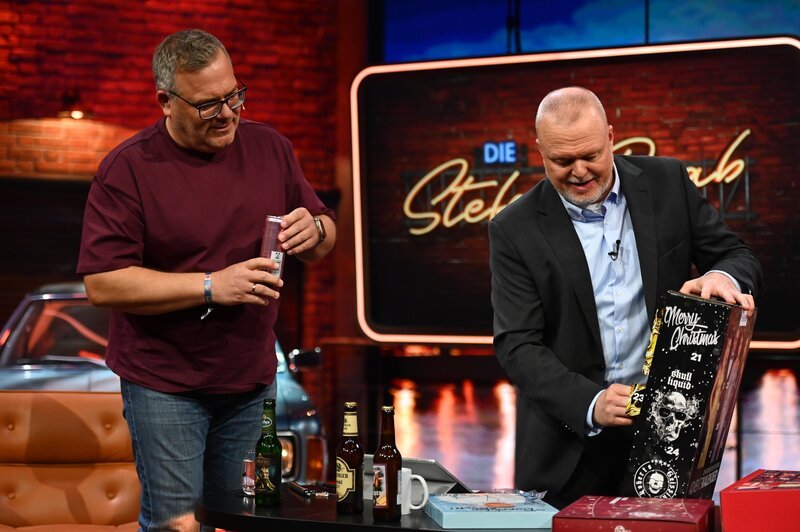 Elton (l.) und Stefan Raab – Bild: RTL /​ Raab Entertainment /​ Julia Feldhagen /​ Folge 08