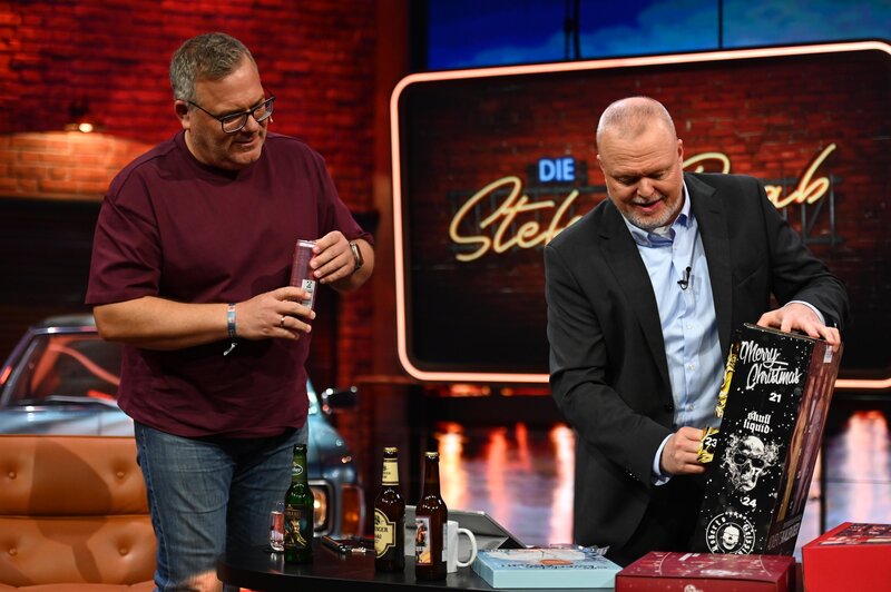 Elton (l.) und Stefan Raab – Bild: RTL /​ Raab Entertainment /​ Julia Feldhagen /​ Folge 08