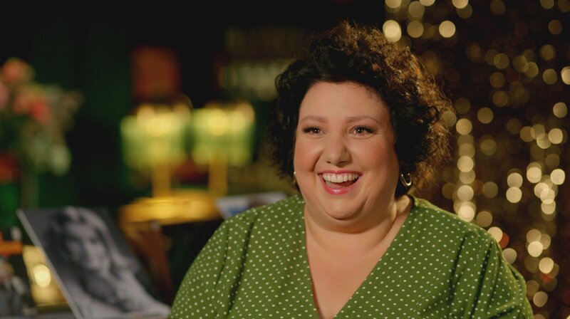 Kann Deutschland Hollywood, ganz klar: Ja! Yes, we can! Wir zeigen 16 legendäre Schauspielstars – acht Frauen und acht Männer – aus Nord-, Ost-, Süd- und Westdeutschland. Schauspielerin Meltem Kaptan ist ein großer Fan von Hildegard Knef. – Bild: WDR /​ Melanie Didier