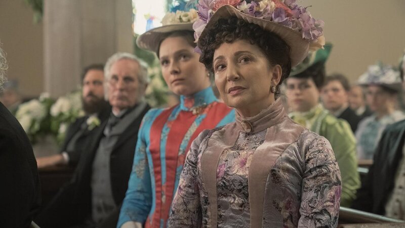 Donna Murphy as Mrs. Astor – Bild: Sky Serie (ITAL)