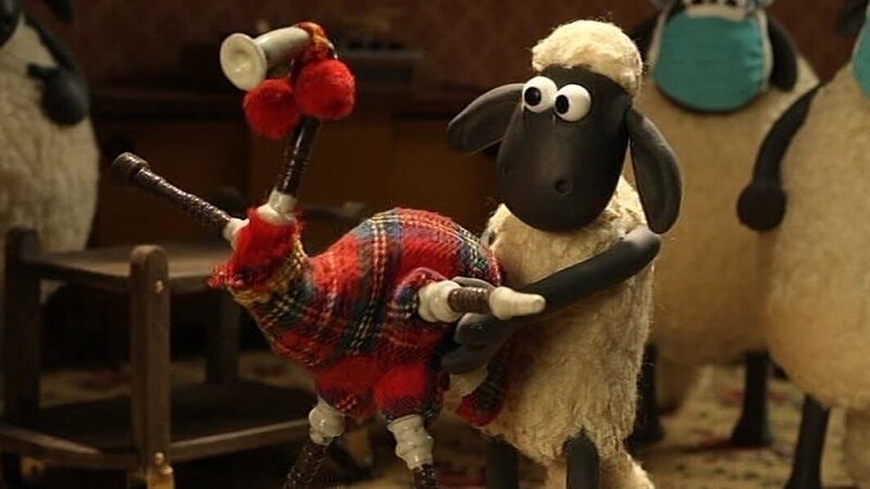 Die Operation hat geklappt, das seltsame Ding gibt wieder Töne von sich. – Bild: WDR/​Aardman Animation Ltd./​BBC