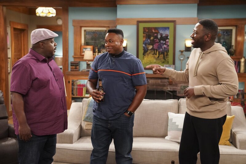 (v.l.n.r.) Calvin Butler (Cedric the Entertainer); Marty Butler (Marcel Spears); Malcolm Butler (Sheaun McKinney) – Bild: CBS Broadcasting, Inc. /​ Monty Brinton