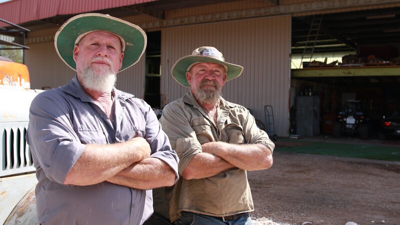L-R: Mick Cooke, Peter Cooke – Bild: Prospero Productions