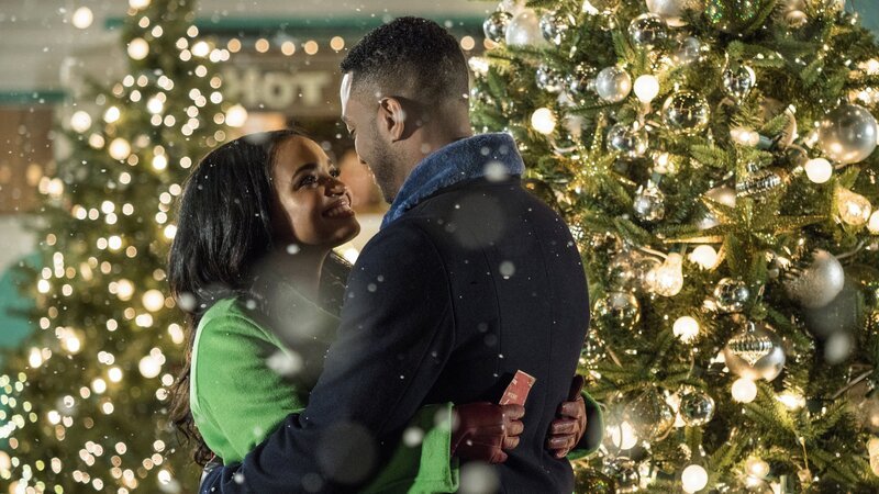 (L-R): Corrine (Kyla Pratt) und Rob (Brooks Darmell) – Bild: sixx