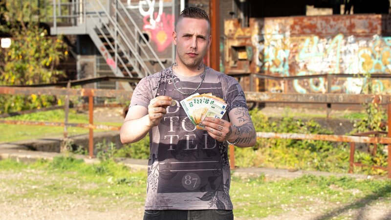 Christopher (28) lebt von Hartz IV – Bild: RTL II