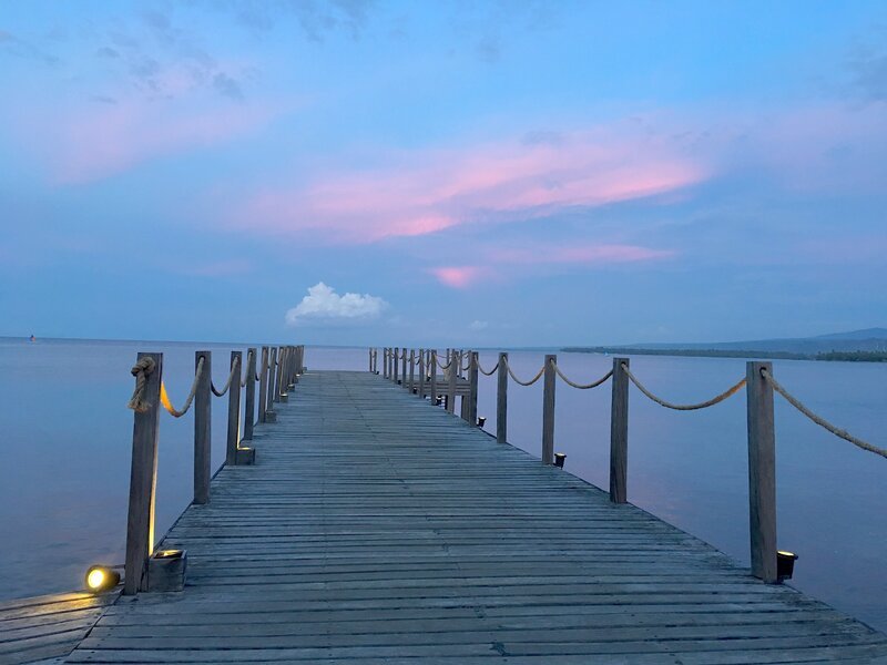 Steg der Sehnsucht bei Tanjung auf Lombok. – Bild: ORF III
